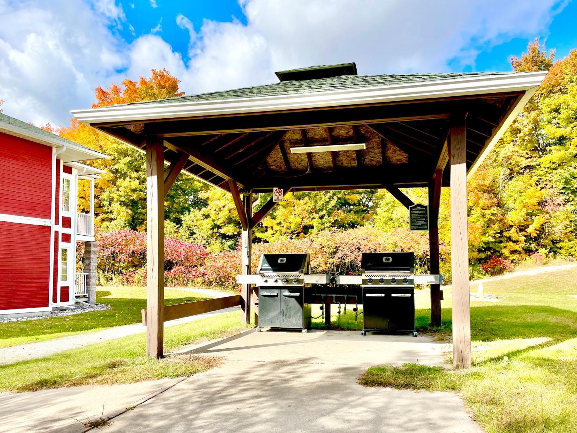 Hillside Haven: Carriage Club Resort Retreat Edgar 外观 照片